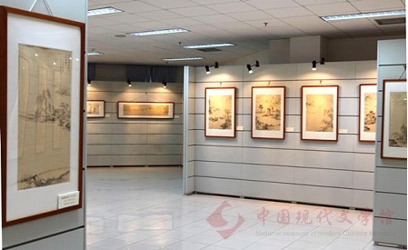 画展展厅.jpg
