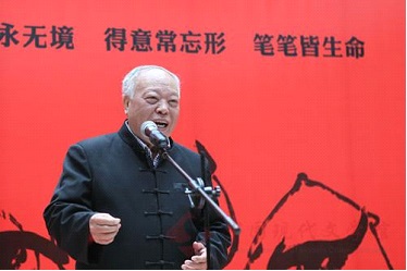 画展主人鲁光先生发言.jpg
