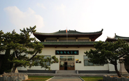 冯德英文学馆.jpg